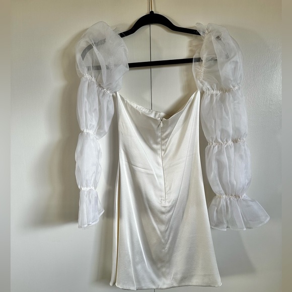 Lurelly Cloud Silk Dress - Picture 6 of 6